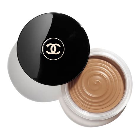 chanel bronzer cream douglas|Chanel cream bronzer vs powder.